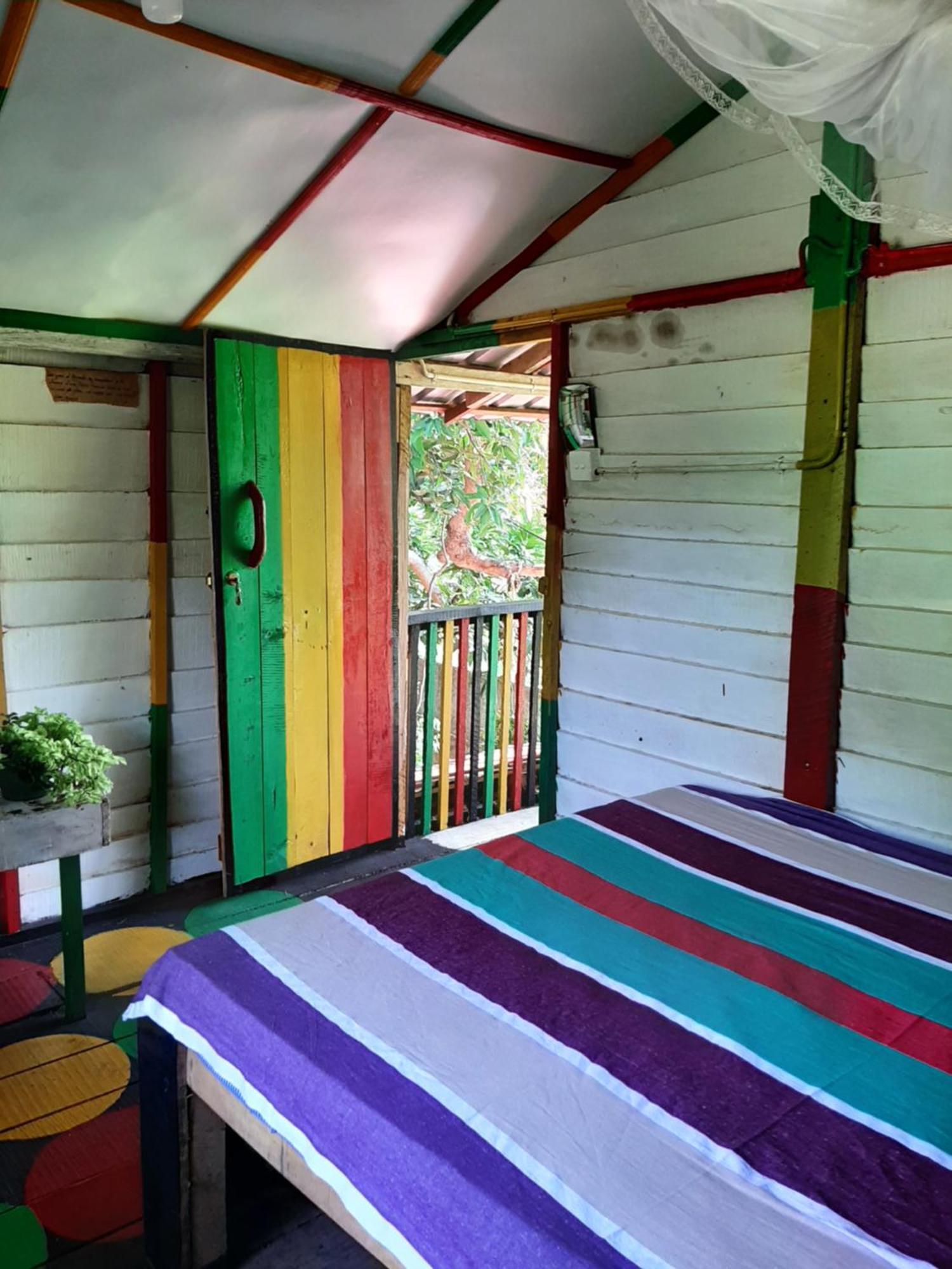 Serenity House In 담불라 외부 사진
